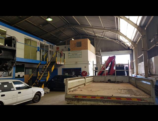 834M² FACTORY FOR SALE IN BRACKENFELL INDUSTRIAL